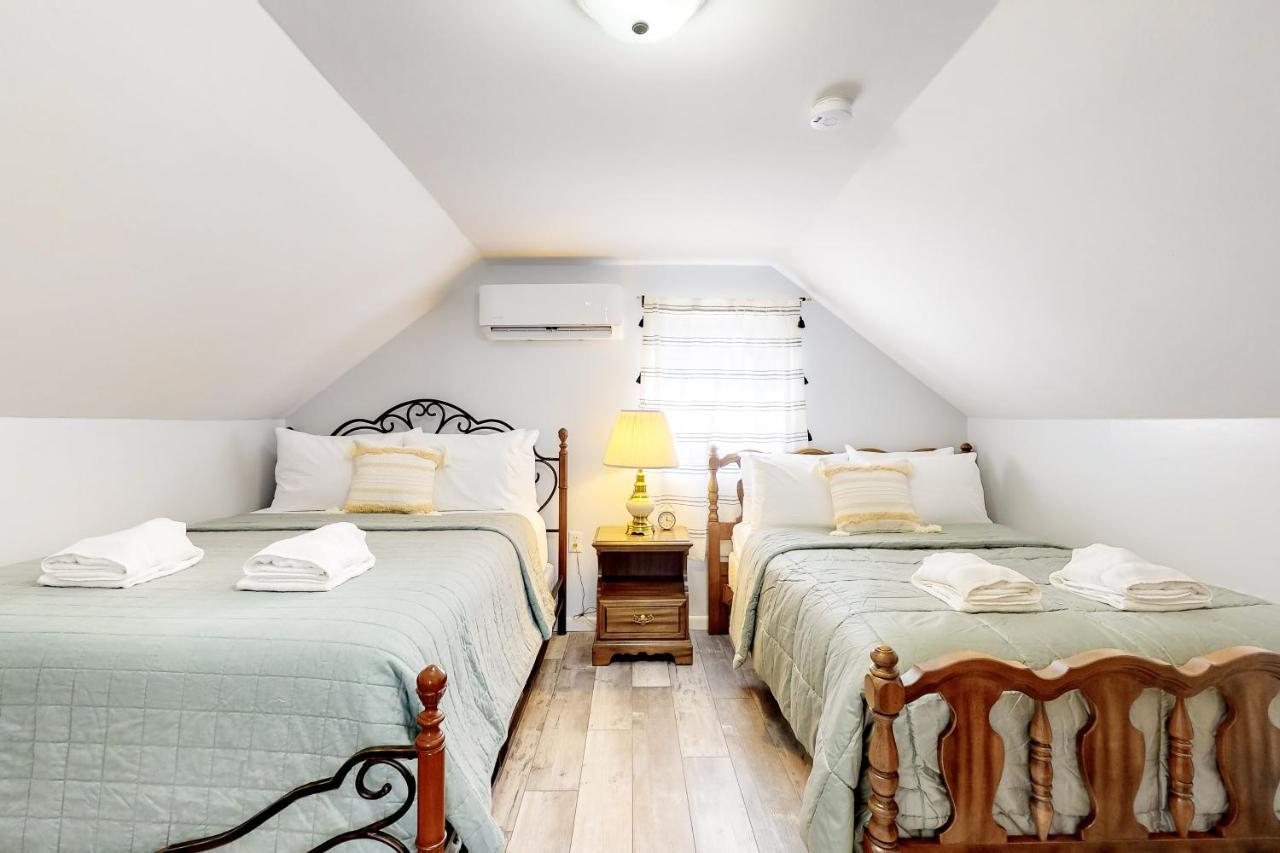 Finger Lakes Stunner Villa Dundee ภายนอก รูปภาพ